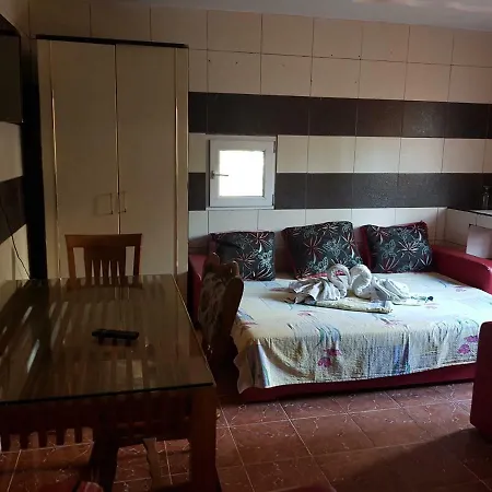 Flori Hostal