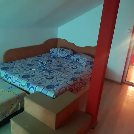 Hostal Flori *